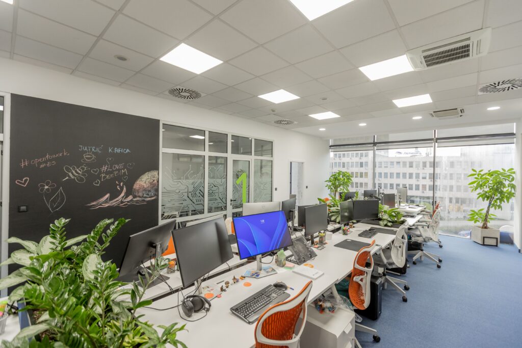 Bazar II private offices